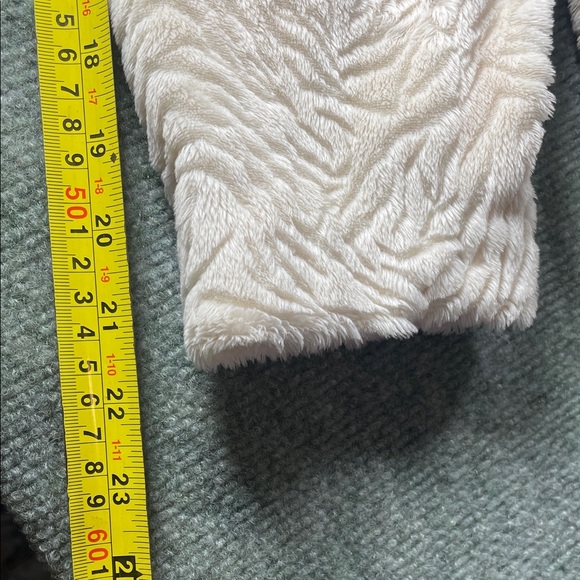 Laura Ashley Cream Faux-Fur Teddy Jacket with Decorative Brooch - Picture 8 of 11